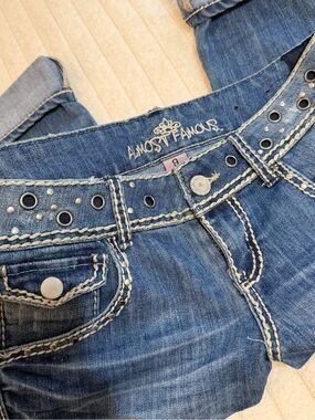 Almost Famous Y2K Distressed Capri Jeans